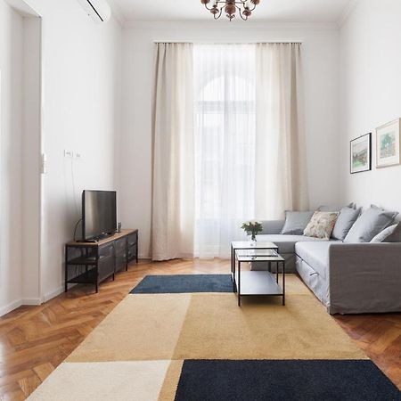 Ferienwohnung Cozy In The Heart Of Zagreb - H Exterior foto