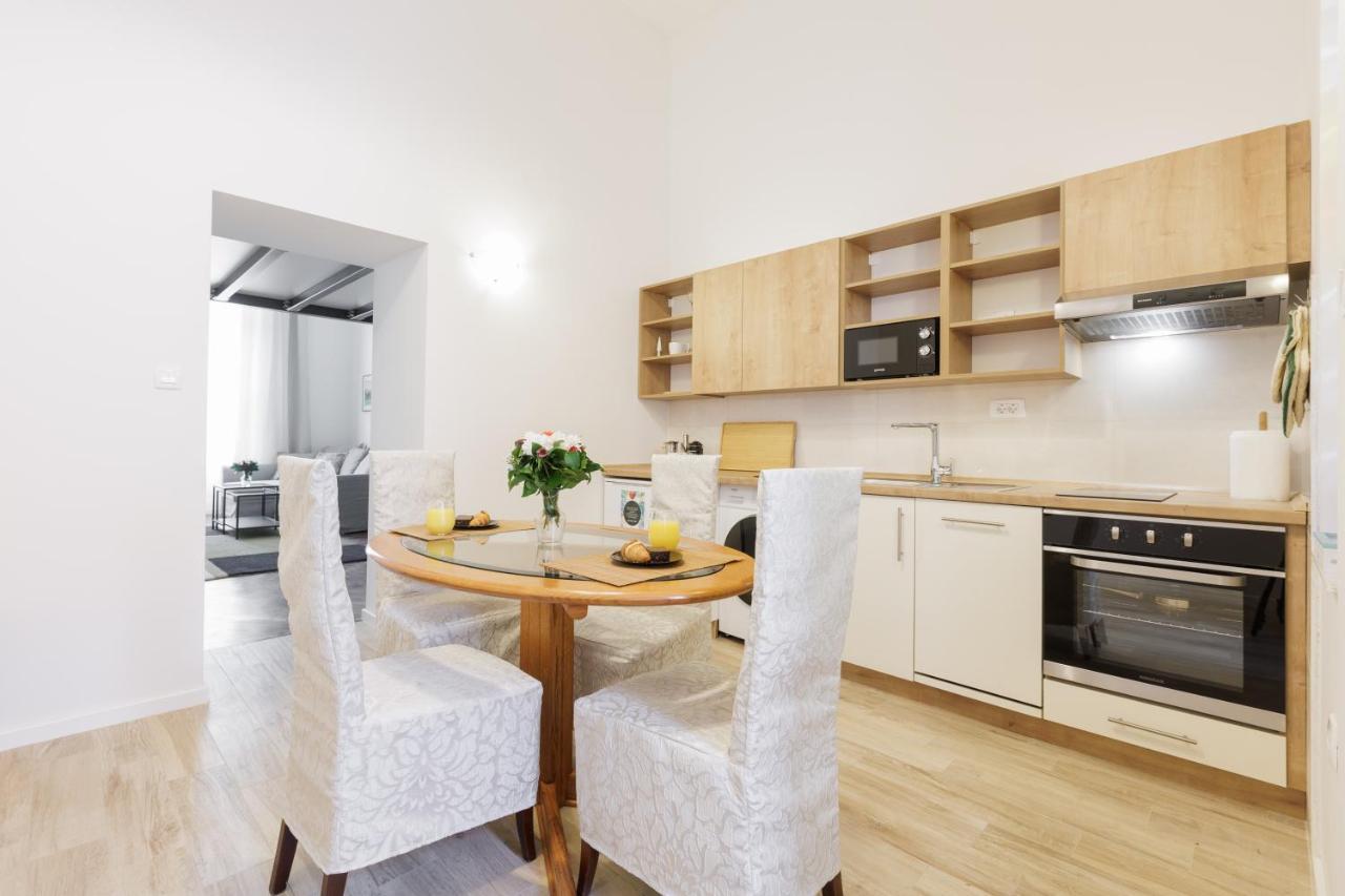 Ferienwohnung Cozy In The Heart Of Zagreb - H Exterior foto